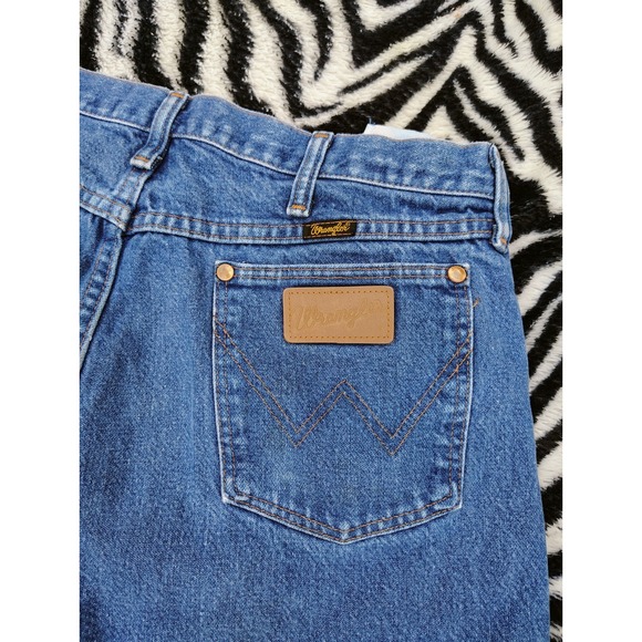 Vintage Wrangler Jeans Mens 35x34 Blue 13MWZ Cowboy Cut‎ Denim Western USA Made - Picture 1 of 10